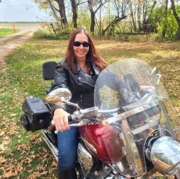 Meet your Posher, Kim - Picture 1 of 1